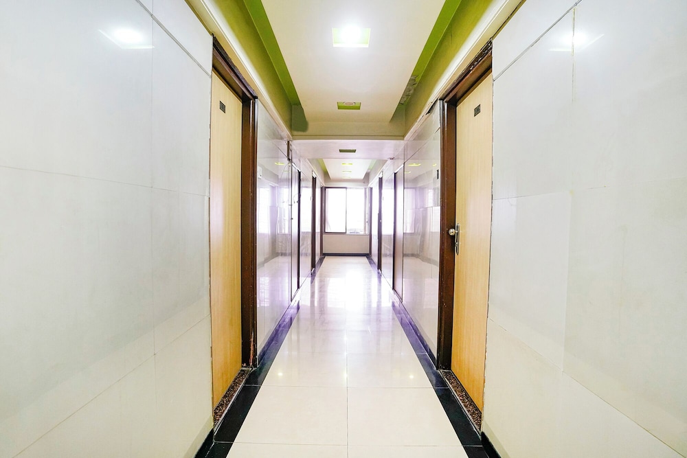 Fabhotel Guru Heritage