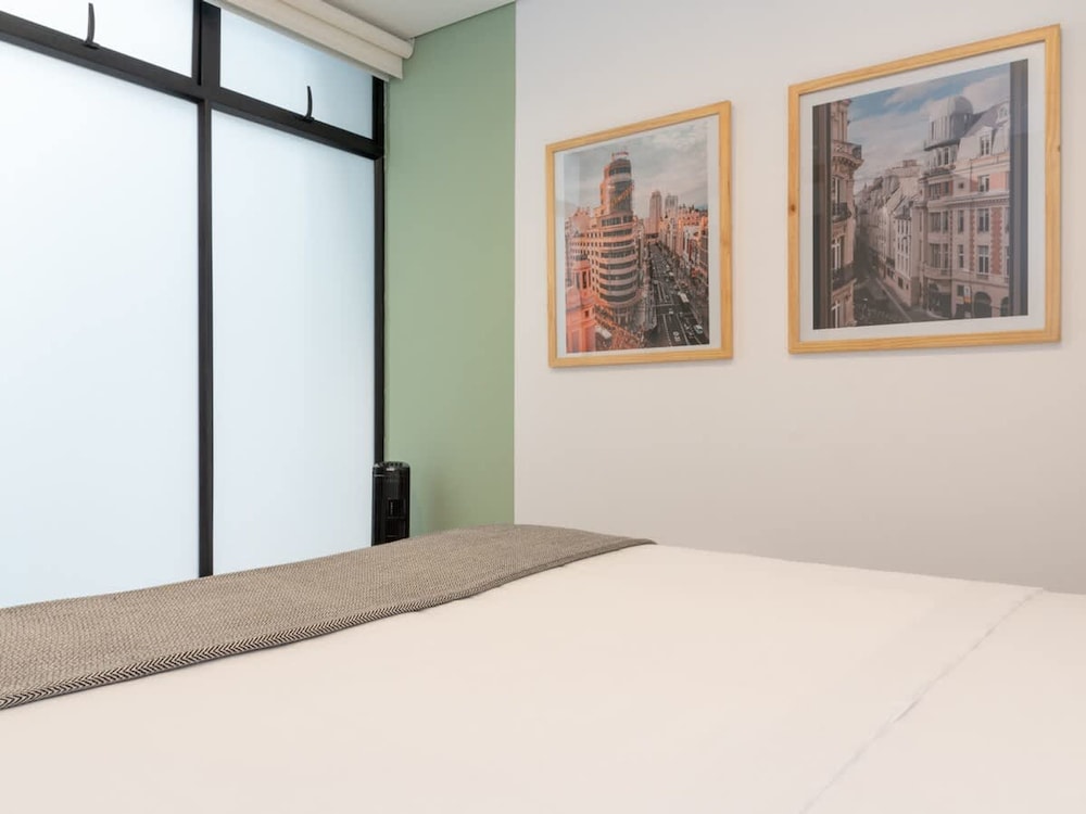 Beautiful 3BR in Laureles Medell n