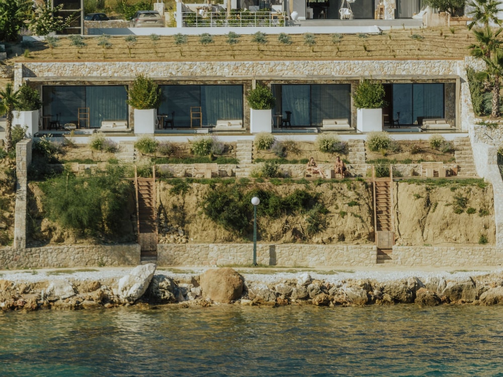 Hotel Amethyst Selene Paleros - Image 1