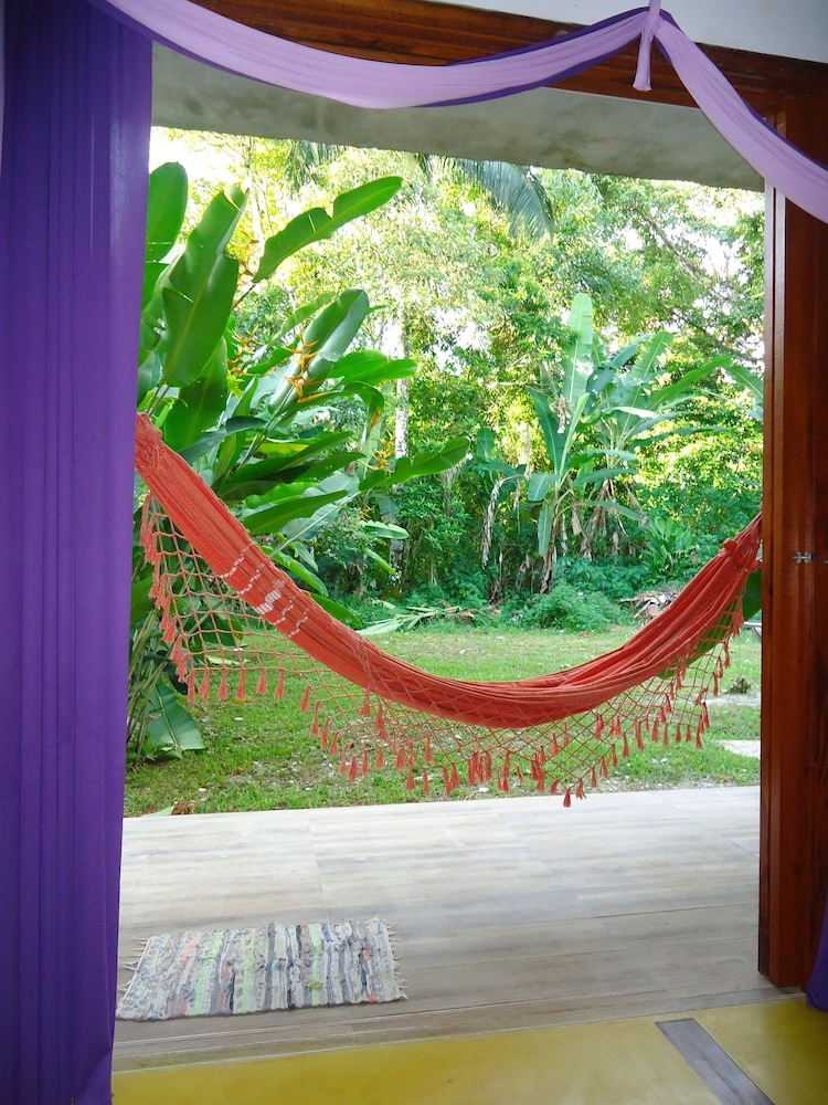 Bali Suites Itamambuca