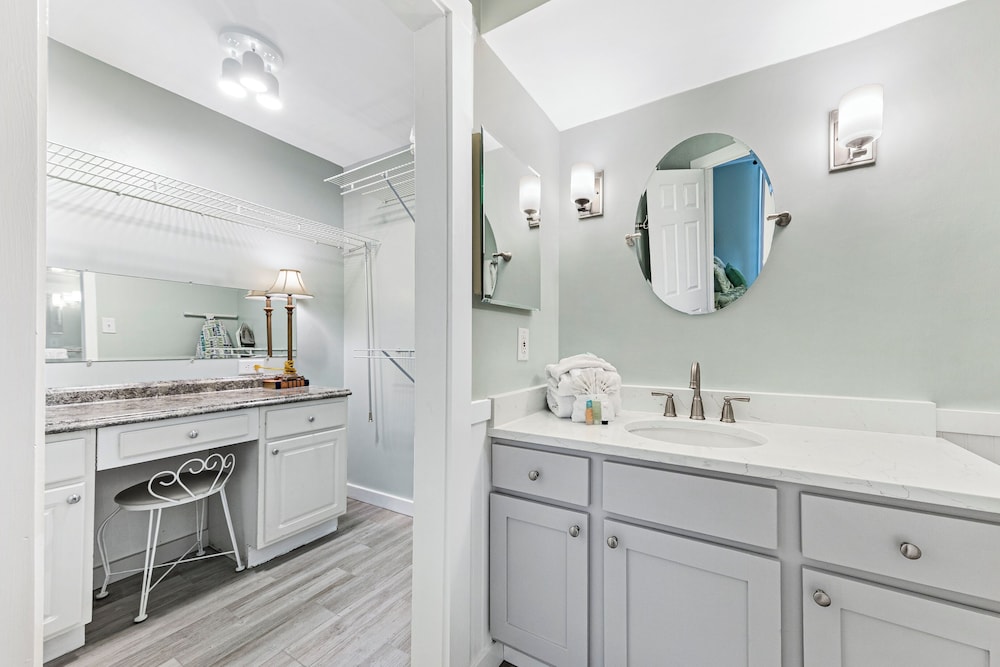 Compass Point Condos