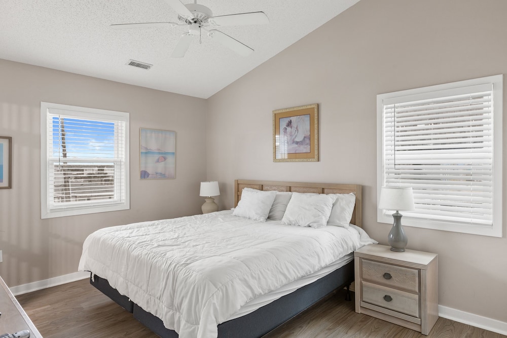 Renegade by Topsail Realty