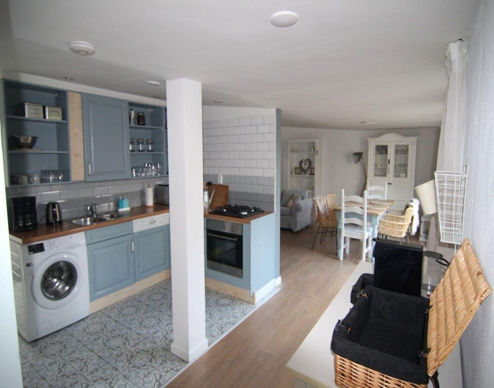 Furnished Bungalow Near Beach