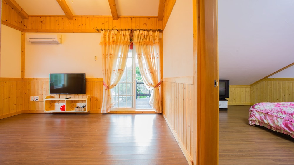Muju Cherish Pension
