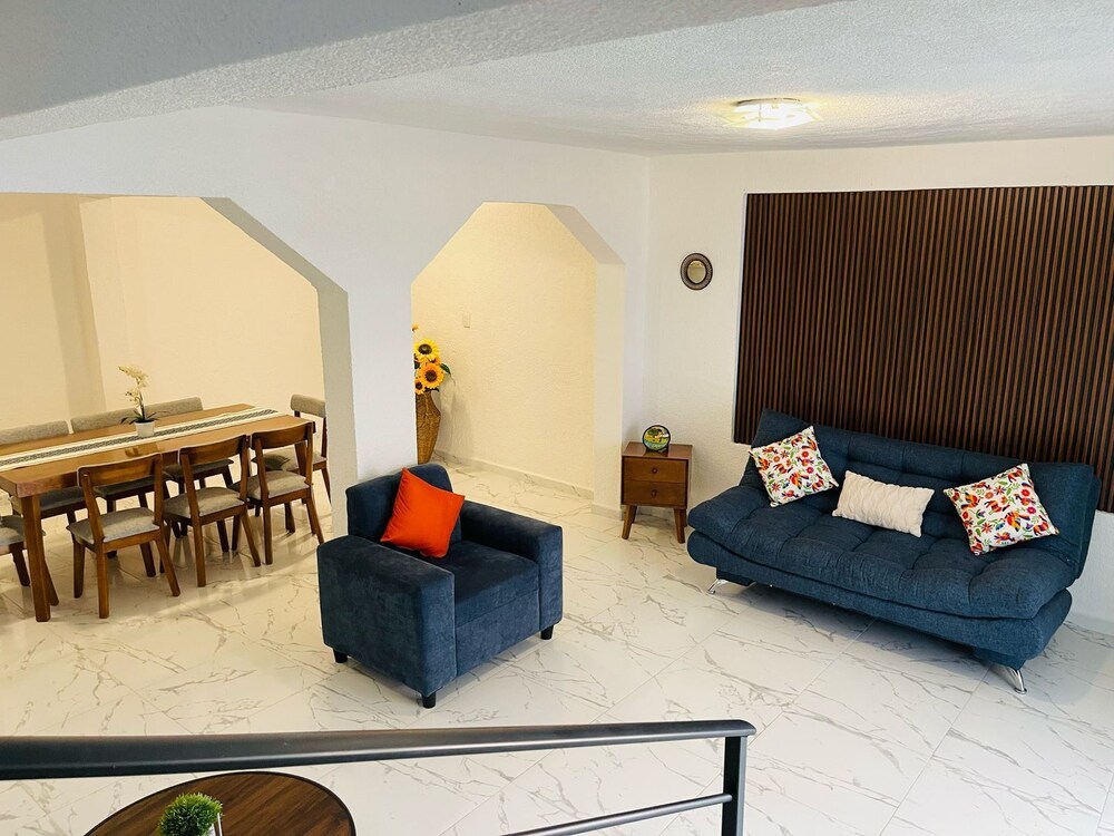 Casa Mayor