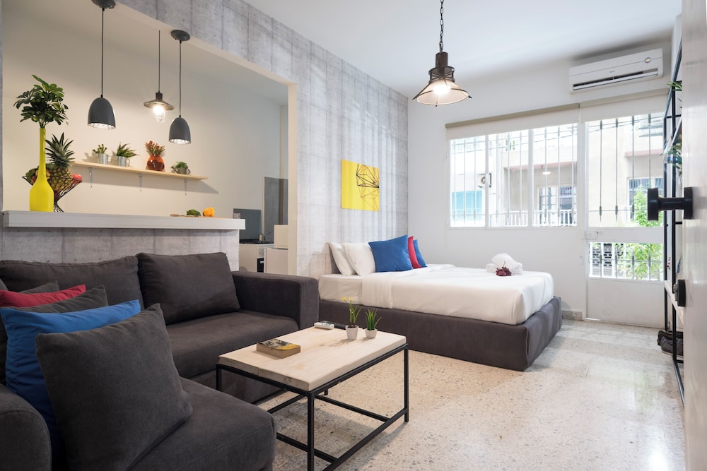 Garage Studio in Mar Mikhael