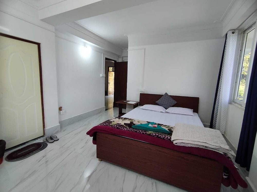 Marmen Homestay Delo Hills