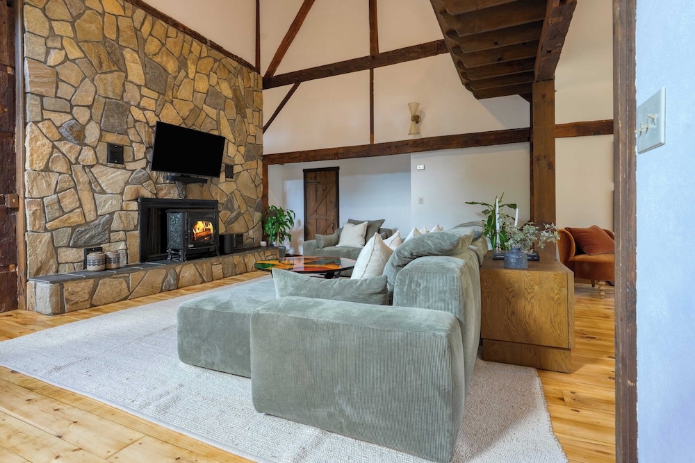 Historic Barn Retreat w/ Pool & Pond Views Longview Pond Lodge by Avantstay