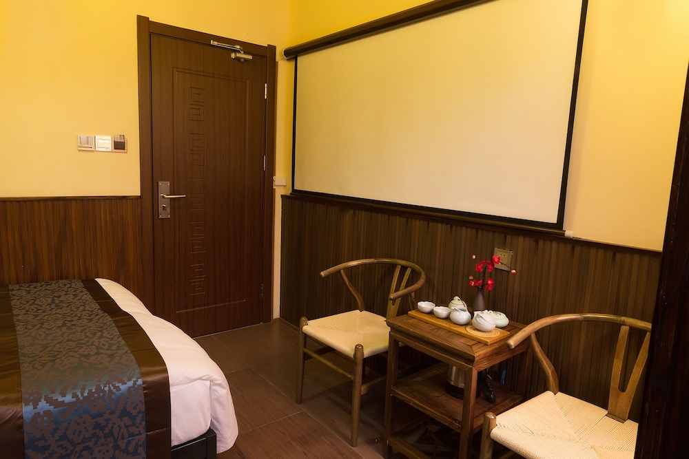 FTYS Hostel