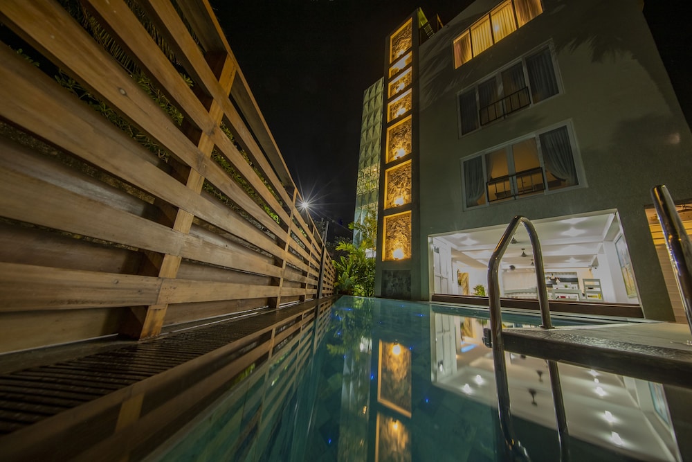 Hotel De Moda Boutiques - Image 1