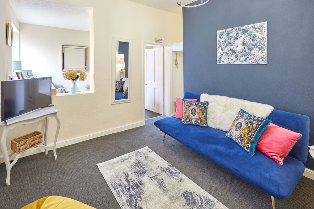 Host Stay Ocean Wave view 3