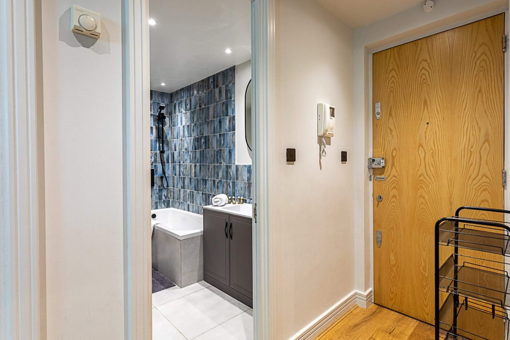 Stunning Modern Apartment in the Heart of Holborn