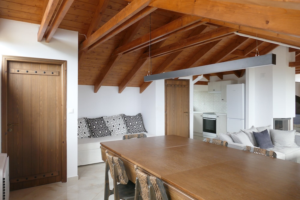 Eleftherion Comfort Living Lefkada