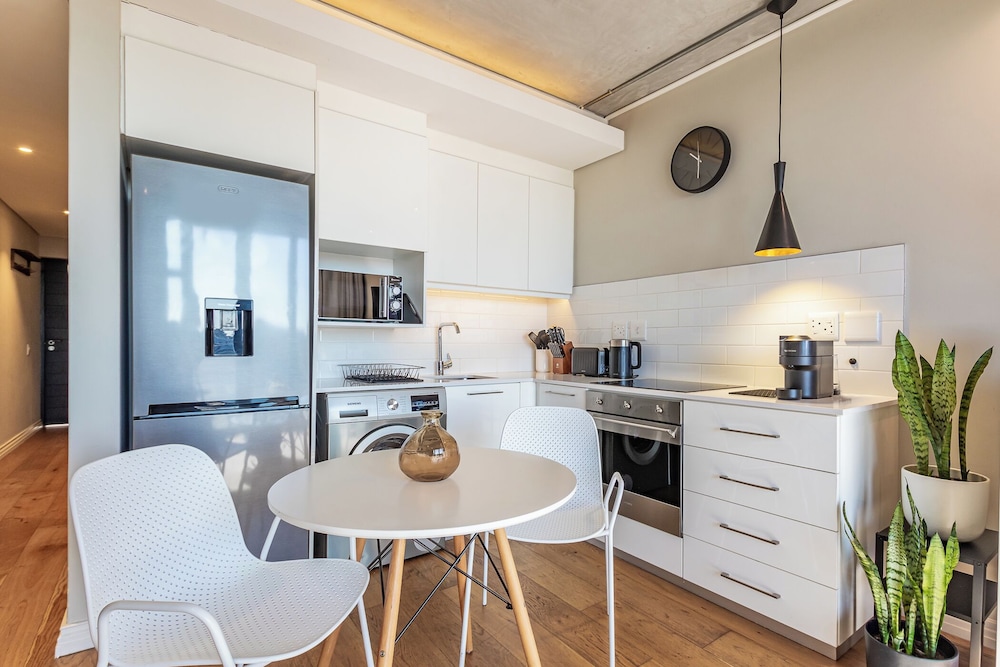 Docklands Deluxe Apartments by ITC Hospitality