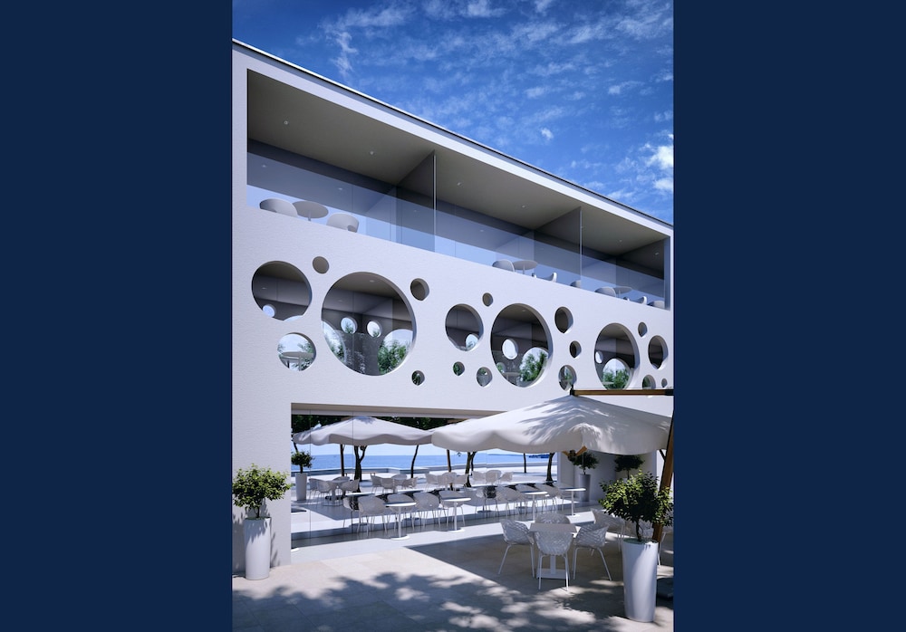 Hotel Rivalmare Boutique Hotel - Image 1