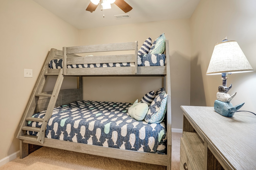 Hot Tub & Amenity Access: Lake Anna Retreat!