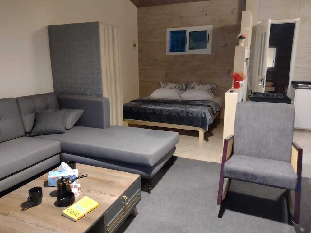 Authentic Chalet in the Heart of Shouf - 5 People