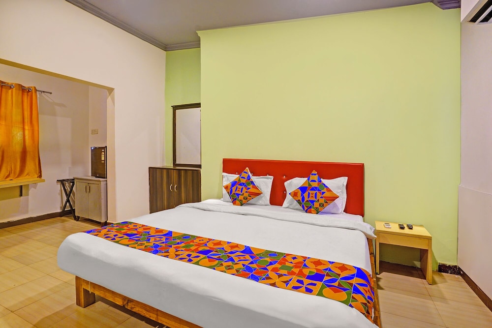 Fabhotel Baga Village Home