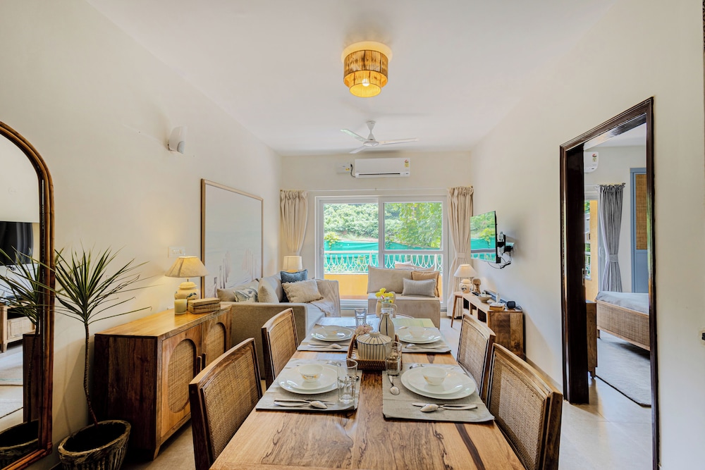 Alaya Stays Veera Marina 1BHK with Pool