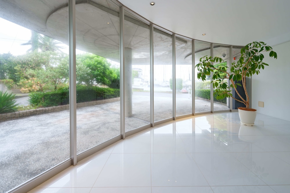 lili villa hayama