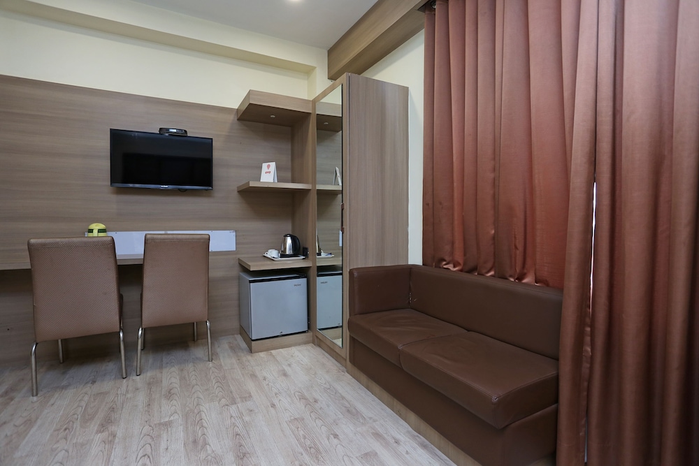 OYO 5663 GS Inn