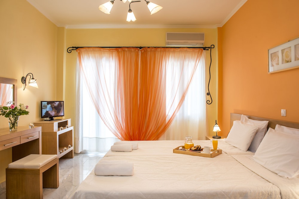 Kostis Villas