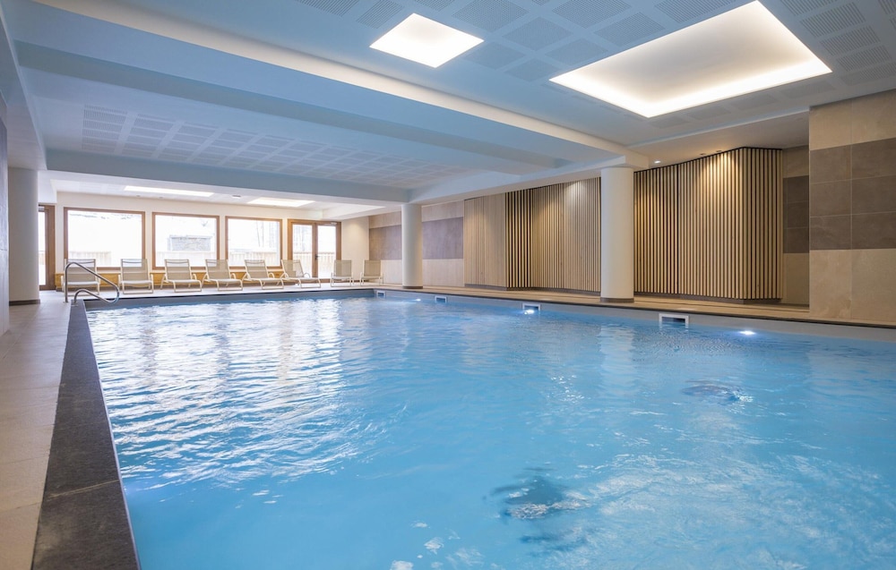 Apartment in Tignes With Spa & Pool