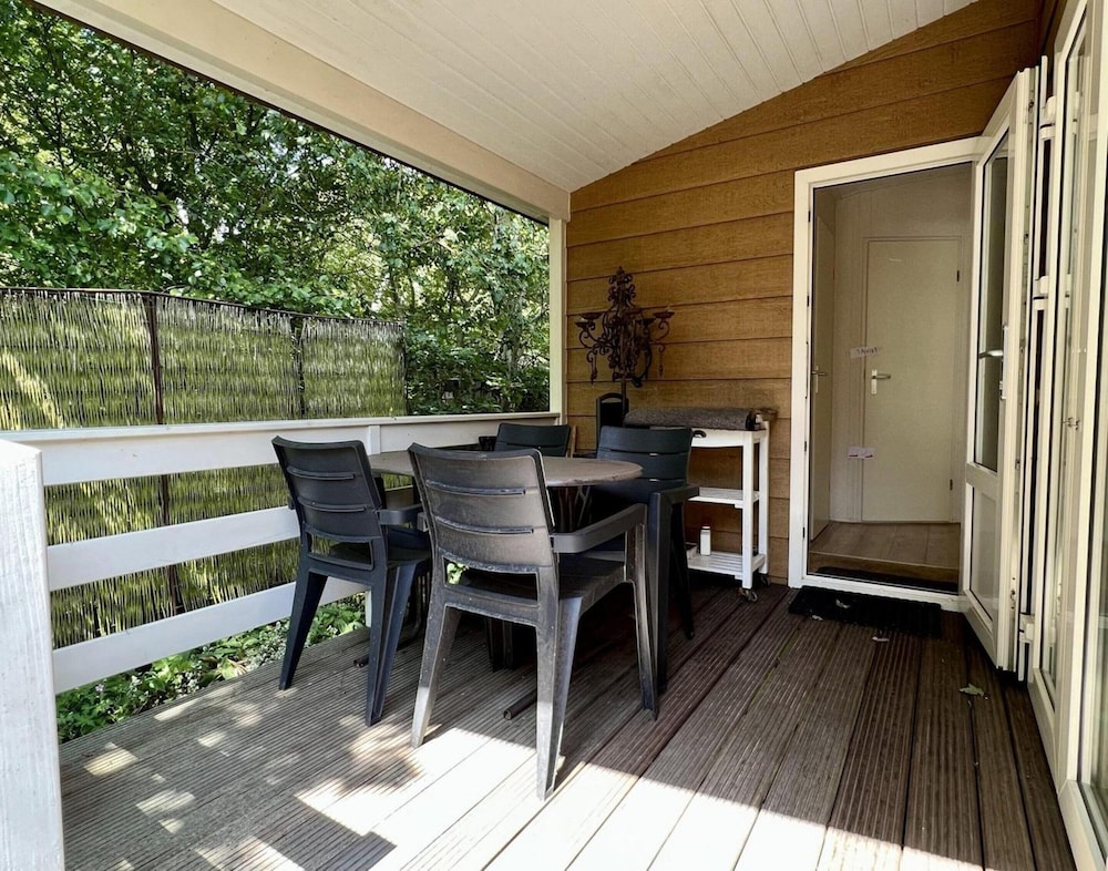 Small Family Chalet Close to Beach