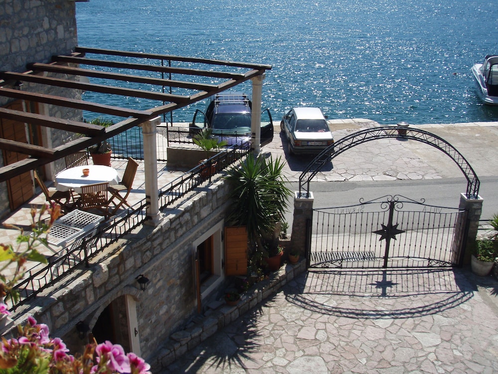 Apartments Villa Serventi