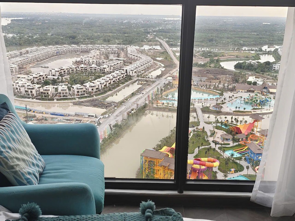 COZY- Vinhomes Grand Park Apartments