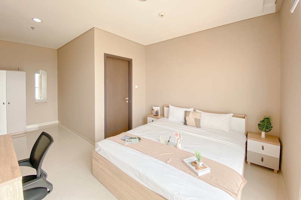 Best Deal and Elegant 2BR Apartment at Ciputra International