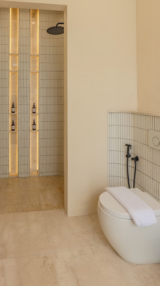 Suom Hotel and Villas