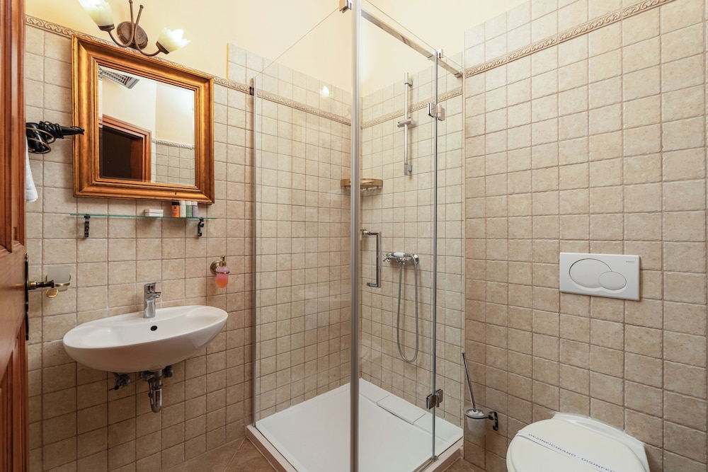 Antaeus Residence