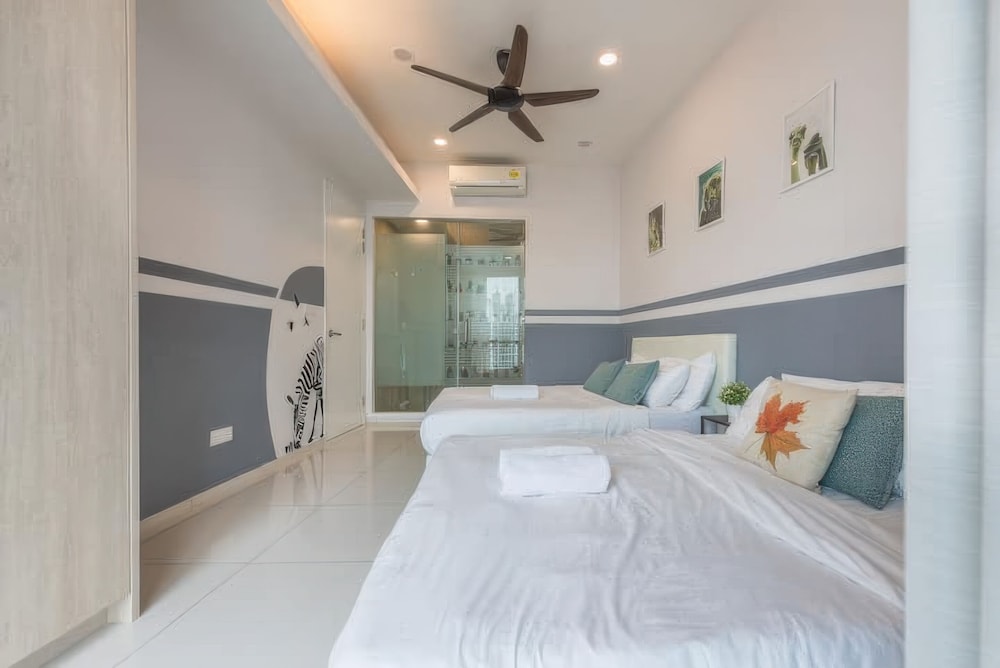 The Robertson Residences Free Gym & Pool