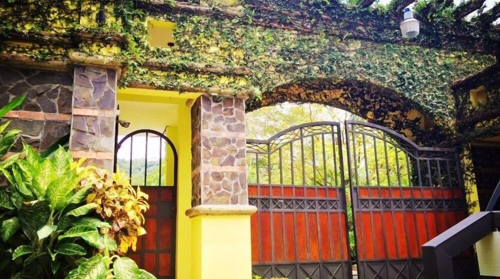 Corteza Del Sol: Serene 2BR Condo near Jaco Beach