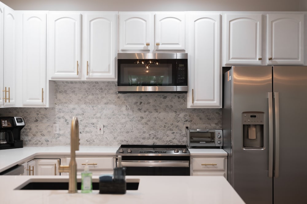 Gorgeous 2BDR Home near Downtown