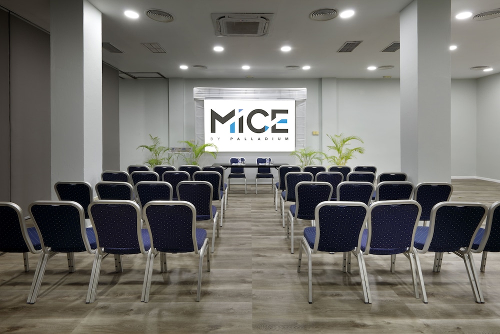 Grand Palladium Jamaica Resort  Spa All Inclusive - Property Image 205