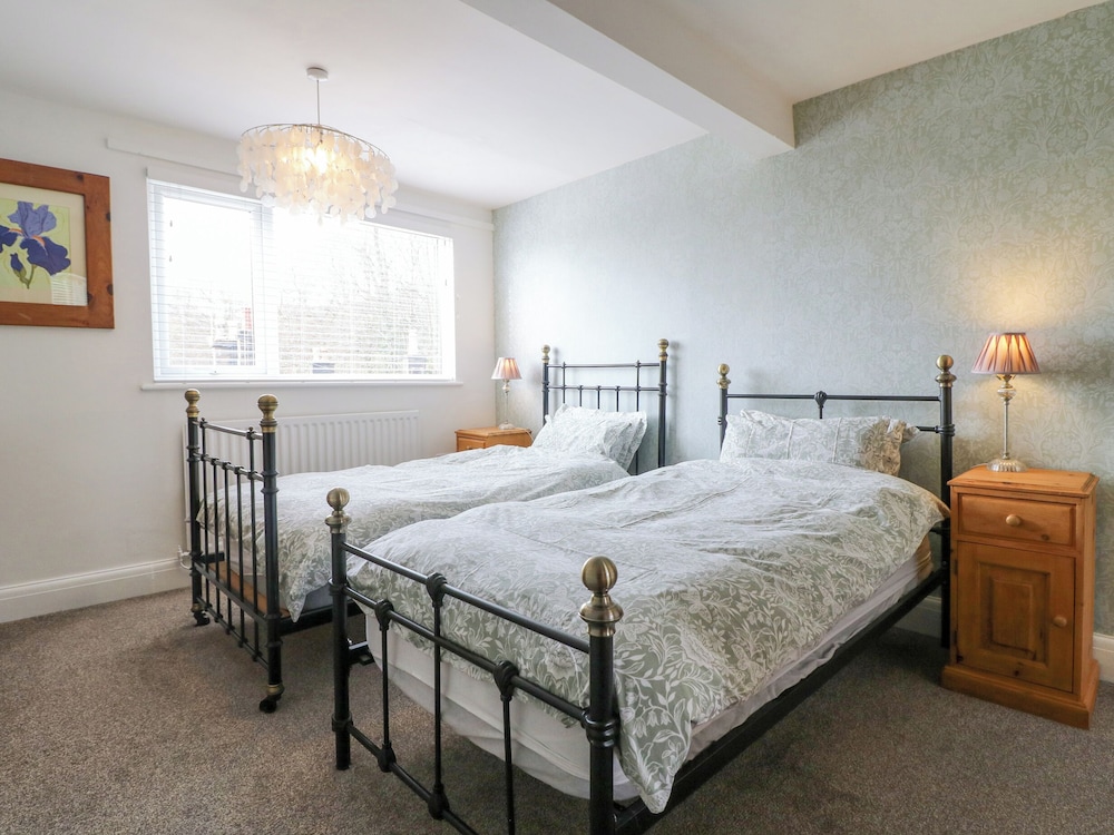 Matlock Maisonette