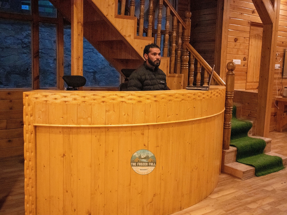 The FrozenFall Resort - Gulmarg view 2