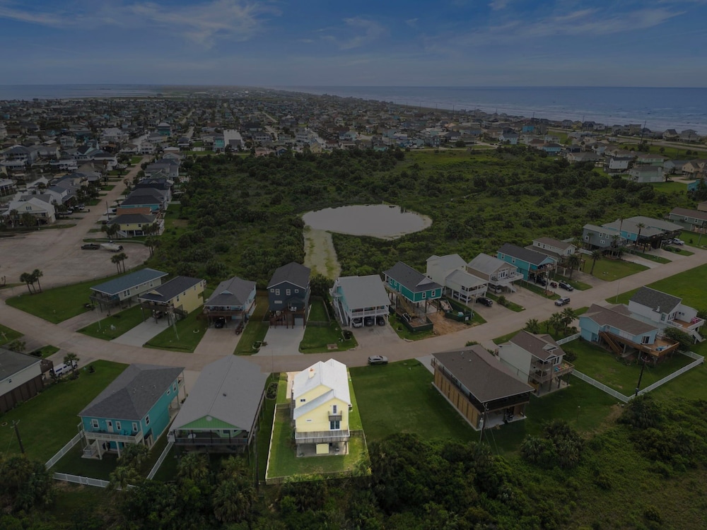The Krusty Krab by Ryson Vacation Rentals