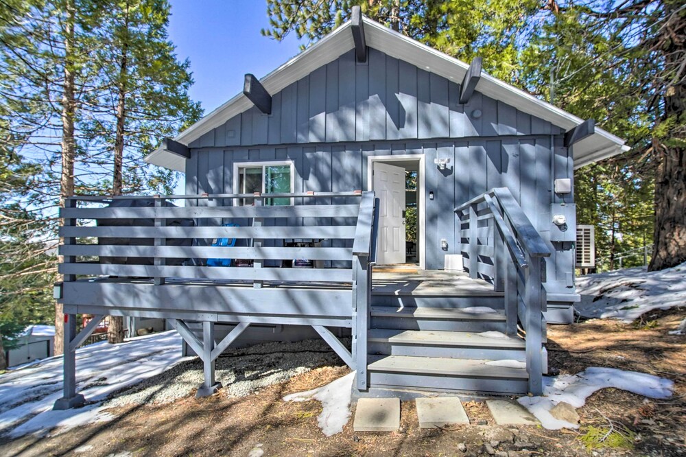Chic Running Springs Forest Cabin w/ Deck! view 3