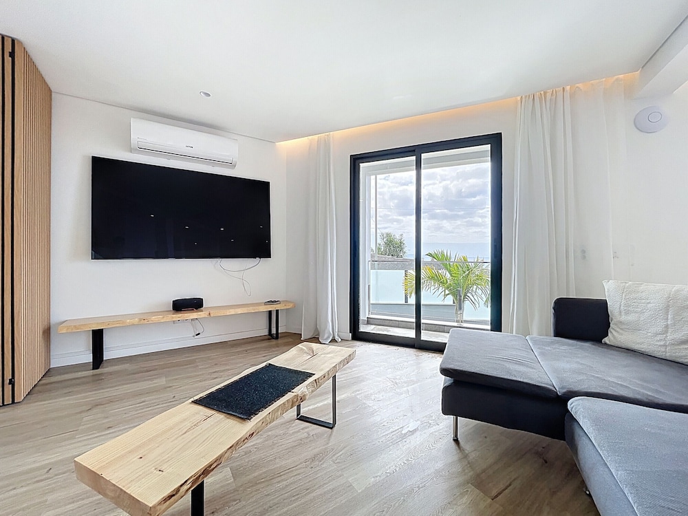 Breeze House 1 by Atlantic Holiday