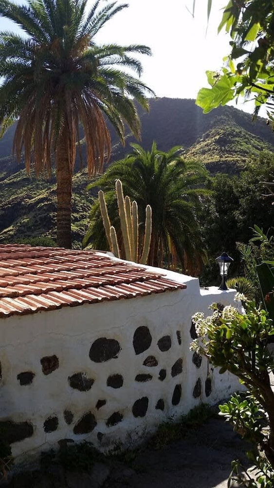 4BR Heaven Close to Nature and Ocean in Quiet Setting