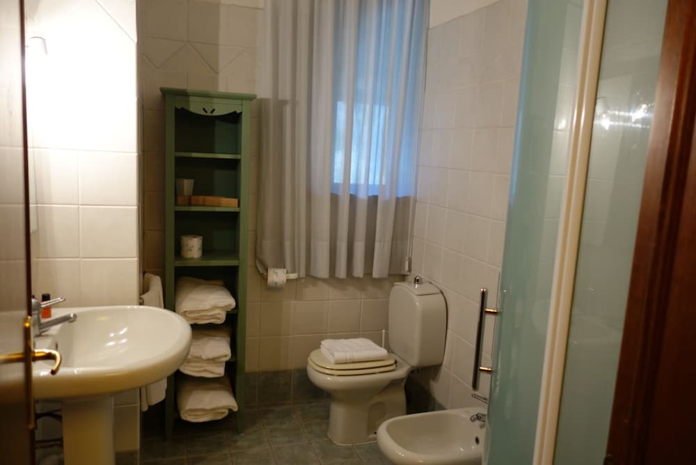 UNA Hotels Monterufoli Wine Country view 4