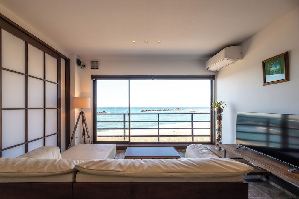 VACATION VILLA BLUE ARK