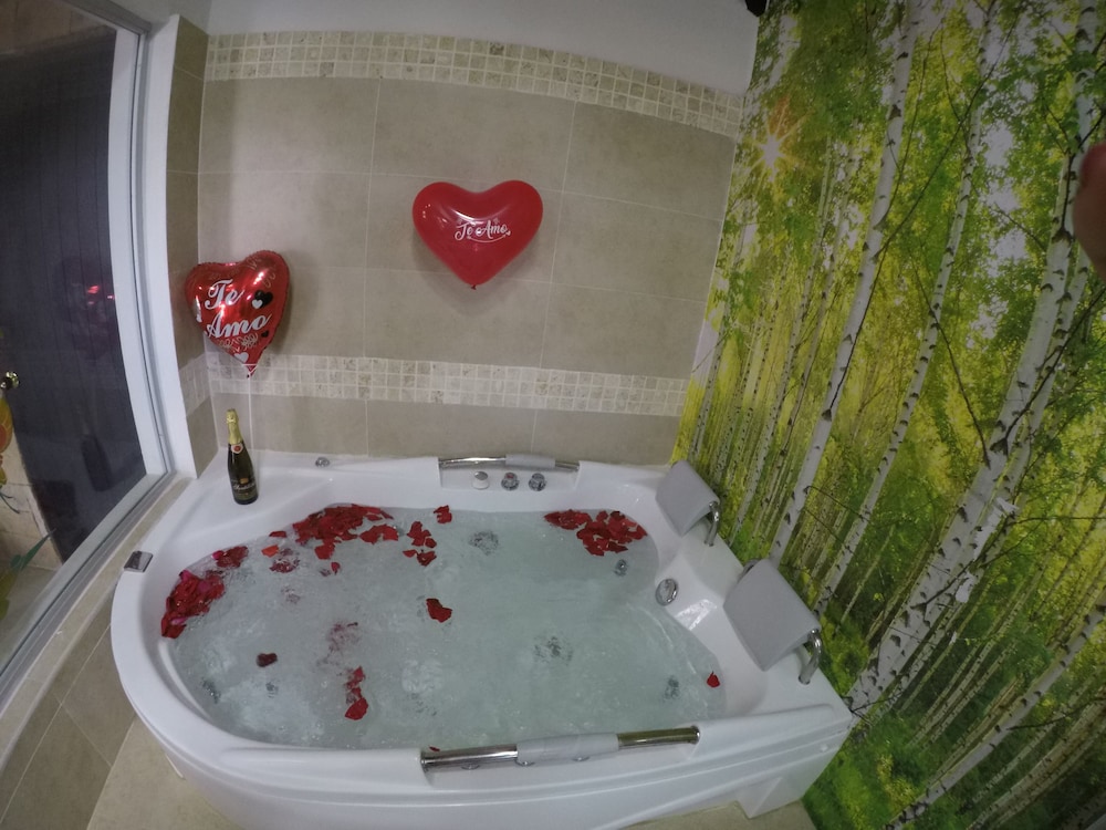 Mansion del Lago Calima - Property Image 30