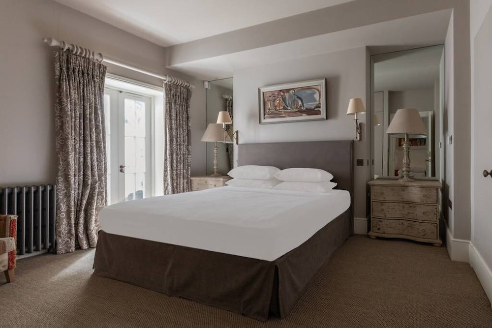 Westgate Terrace VI by Onefinestay
