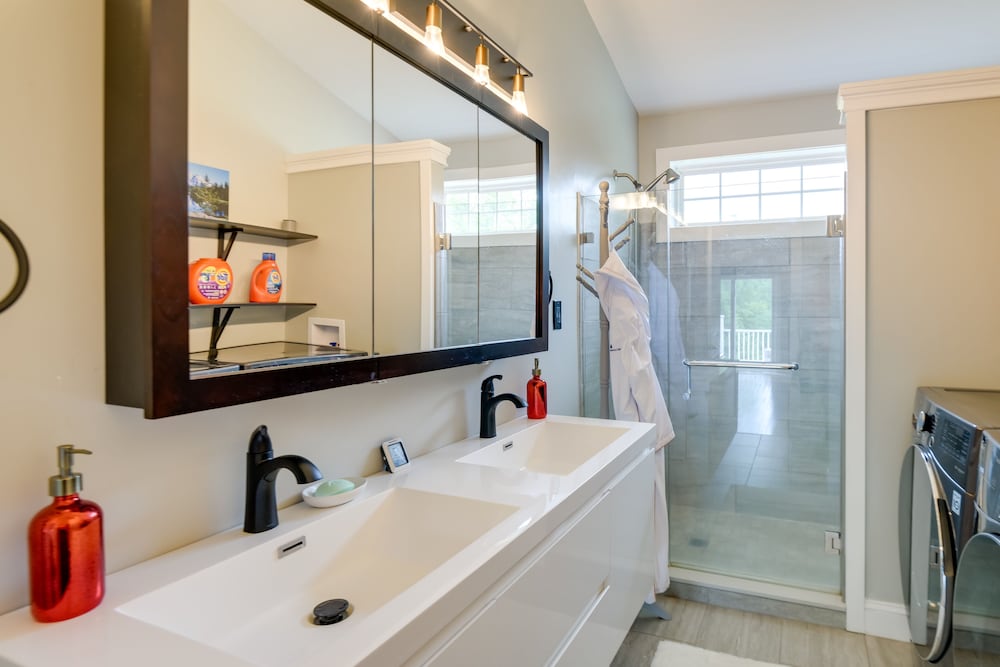 Conway Home w/ Private Hot Tub, Deck & Game Room! view 2