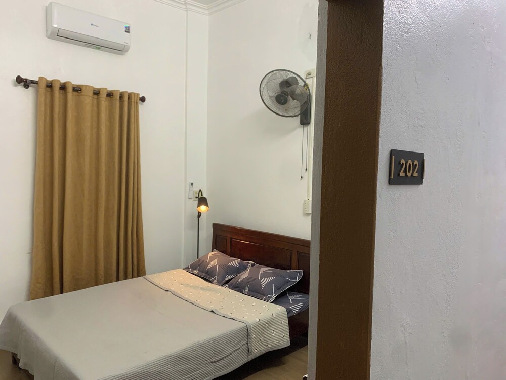 Hoa Lư Old Town House