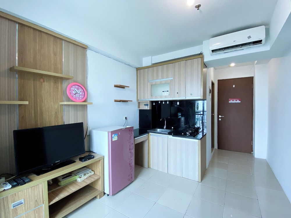 Good Deal And Homey 1Br Tifolia Apartment